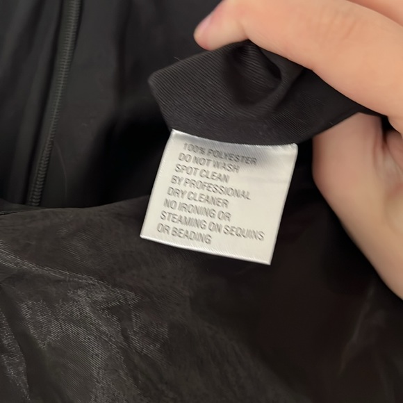 Ieena for Mac Duggal One Shoulder Ruffle Evening Gown in Black Size 10 - Picture 10 of 12